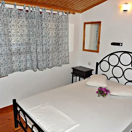 Dimitris Giatras Apartamento