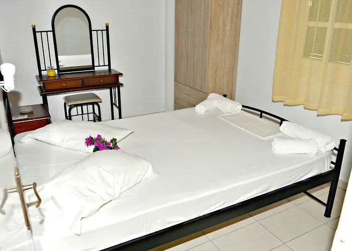 アパート Dimitris Giatras ザキントス