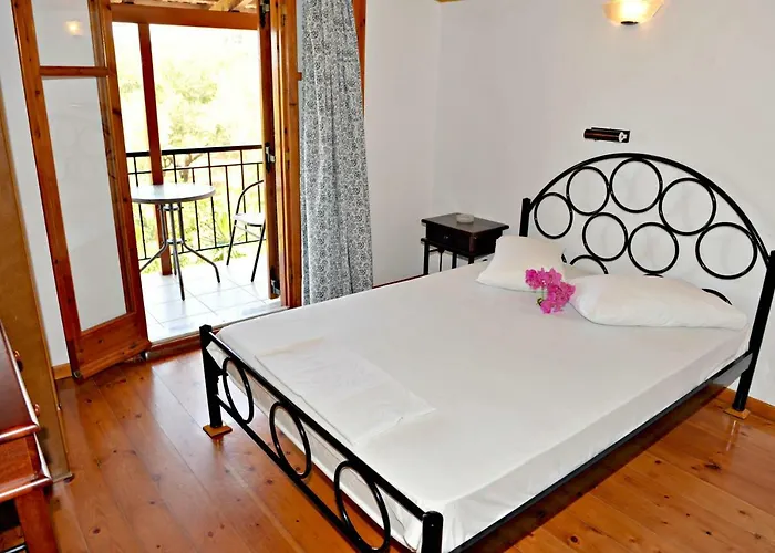 アパート Dimitris Giatras ザキントス