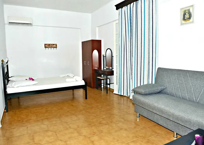 Dimitris Giatras アパート