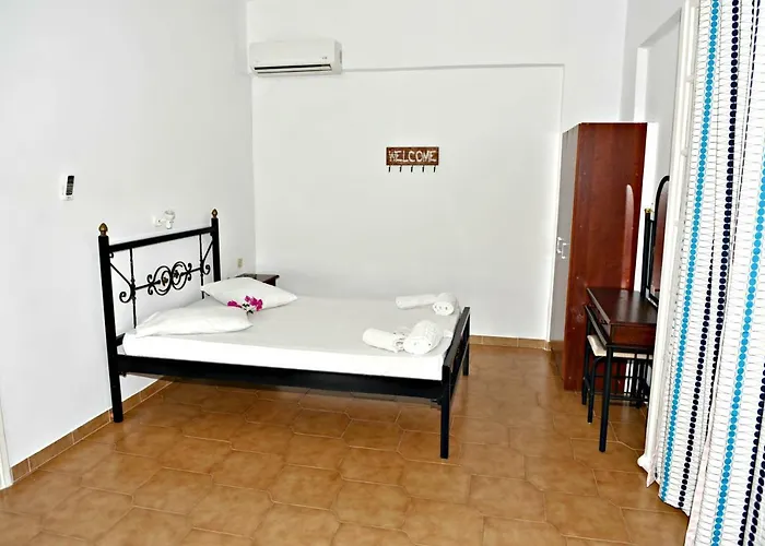 Dimitris Giatras 자킨토스 타운